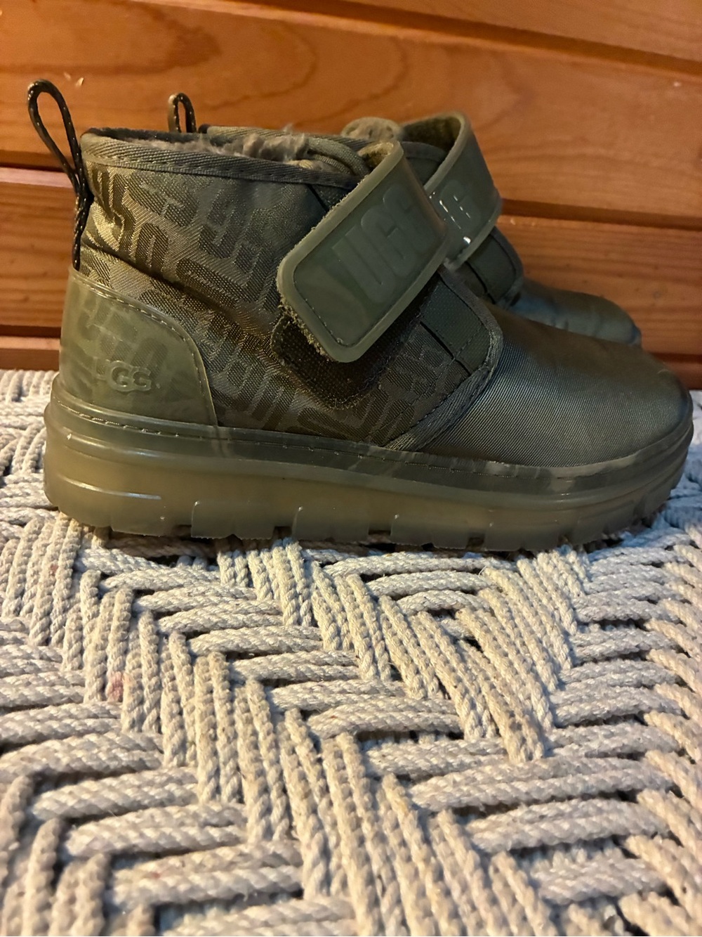 UGG Neumel Graphic Monogram Boots - Olive Green Size 7